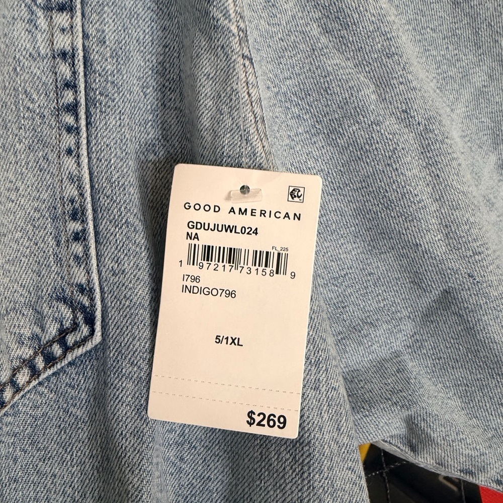 Good American Light Blue Flare Jeans - Picture 5 of 9